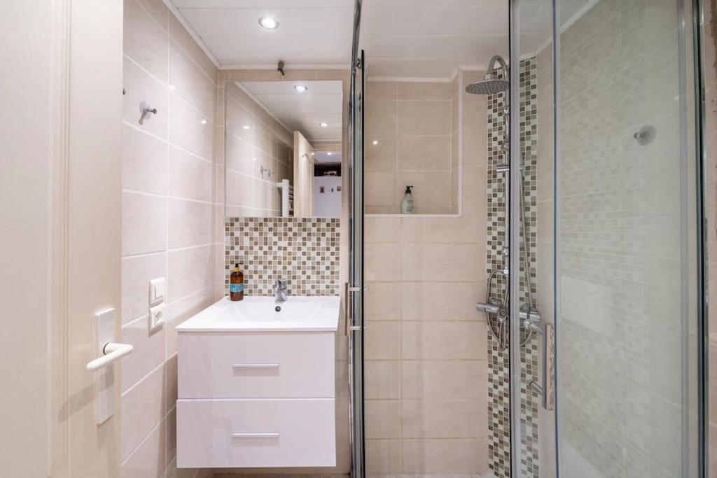 Studio Ideal Pour Deux Voyageurs Sur Marseilles Exterior foto