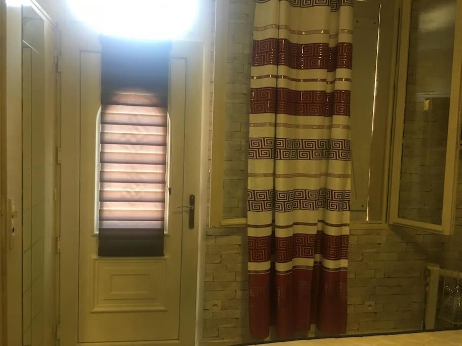 Studio Ideal Pour Deux Voyageurs Sur Marseilles Exterior foto