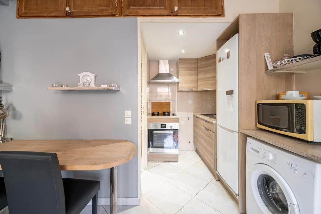 Studio Ideal Pour Deux Voyageurs Sur Marseilles Exterior foto